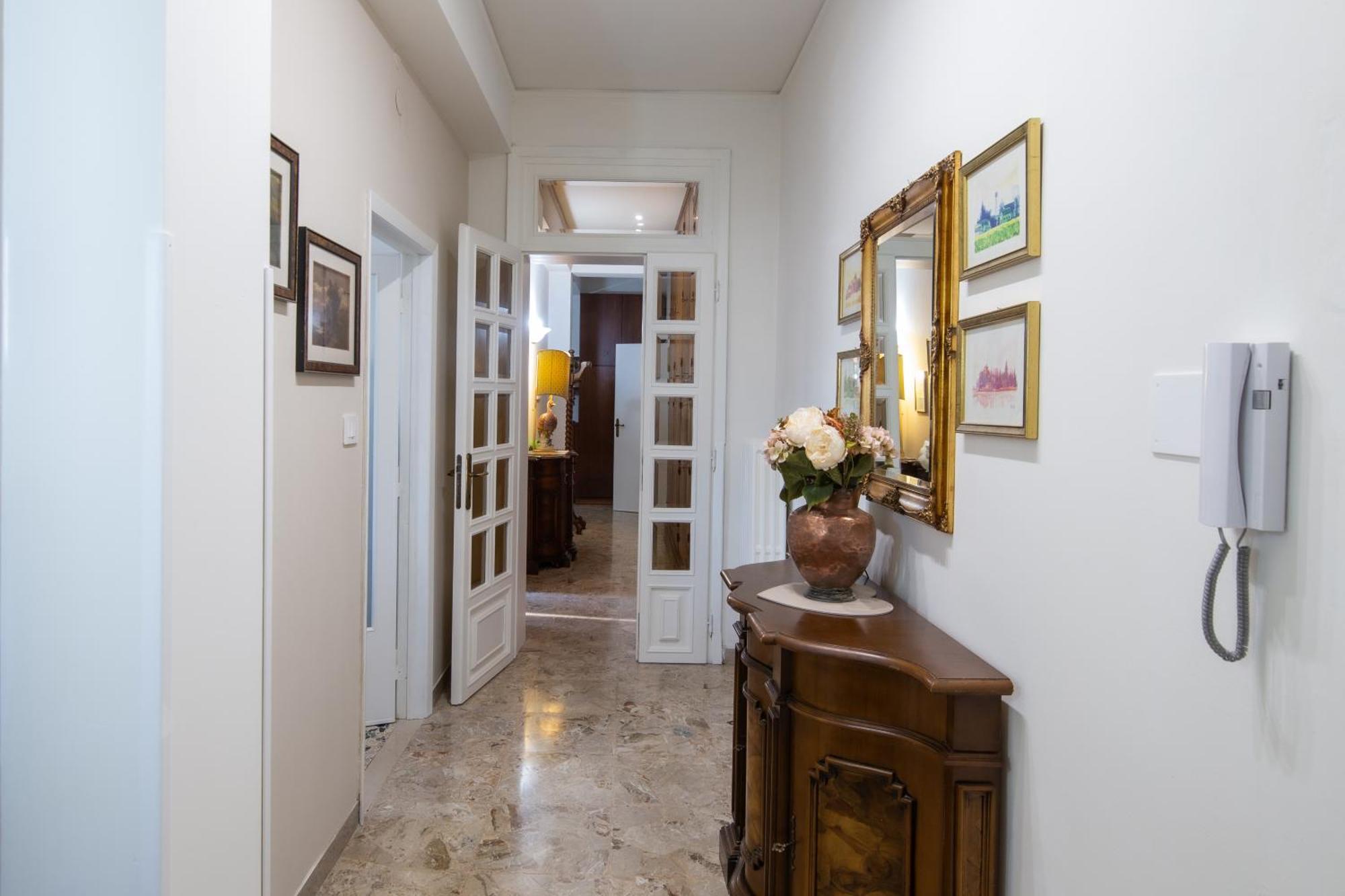 Domus Umberto - Guest House Arezzo Esterno foto