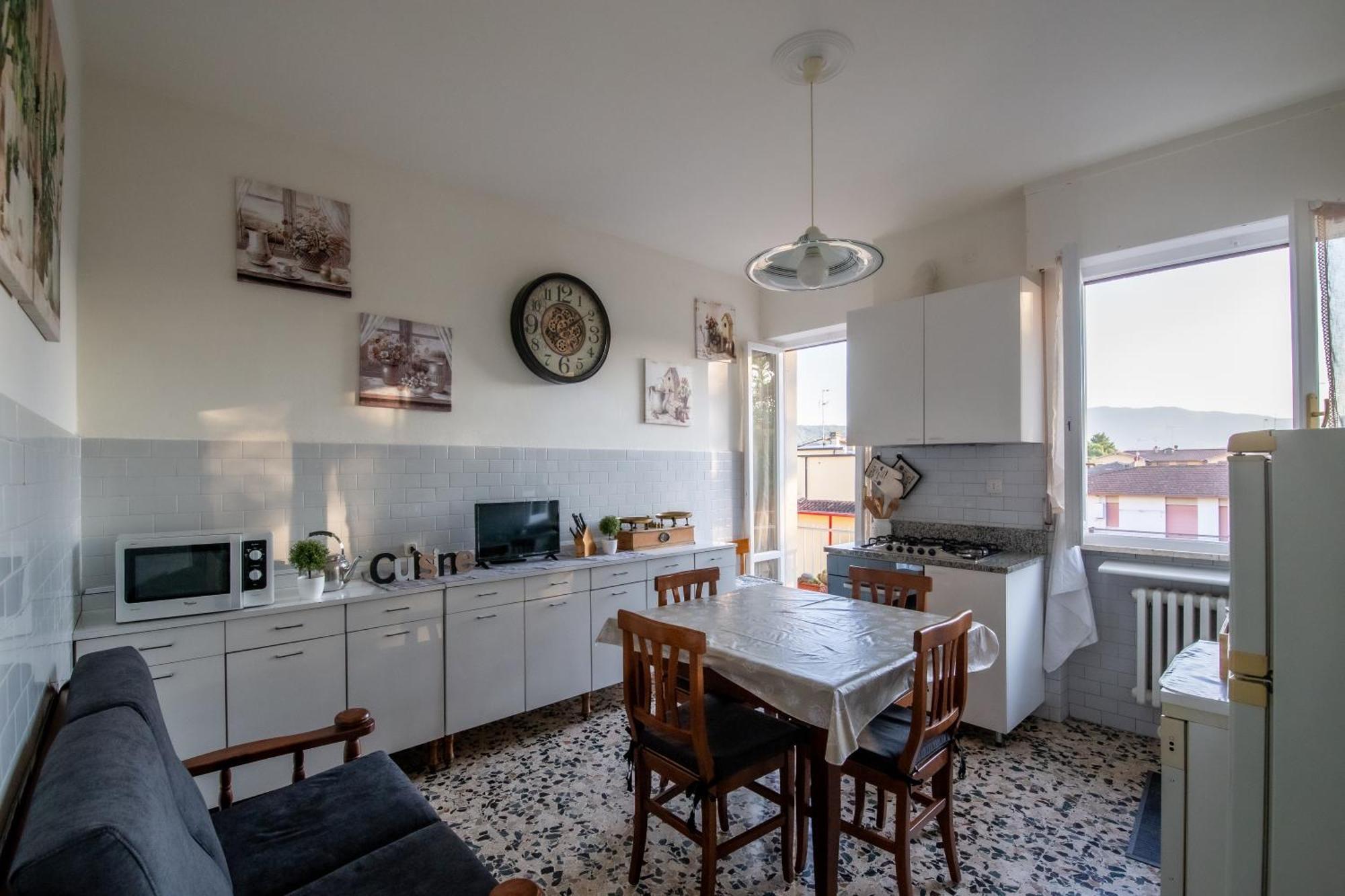 Domus Umberto - Guest House Arezzo Esterno foto