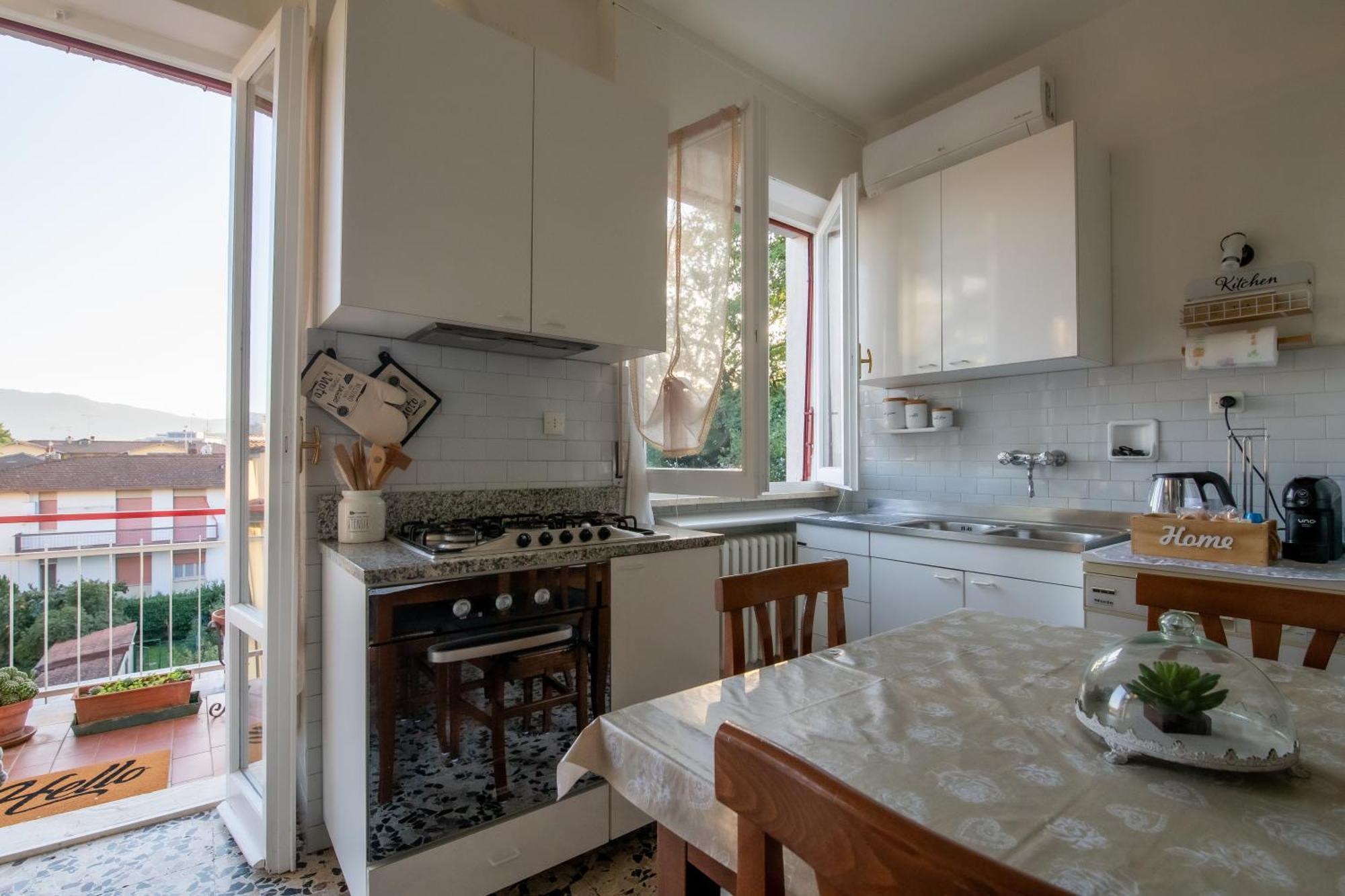 Domus Umberto - Guest House Arezzo Esterno foto