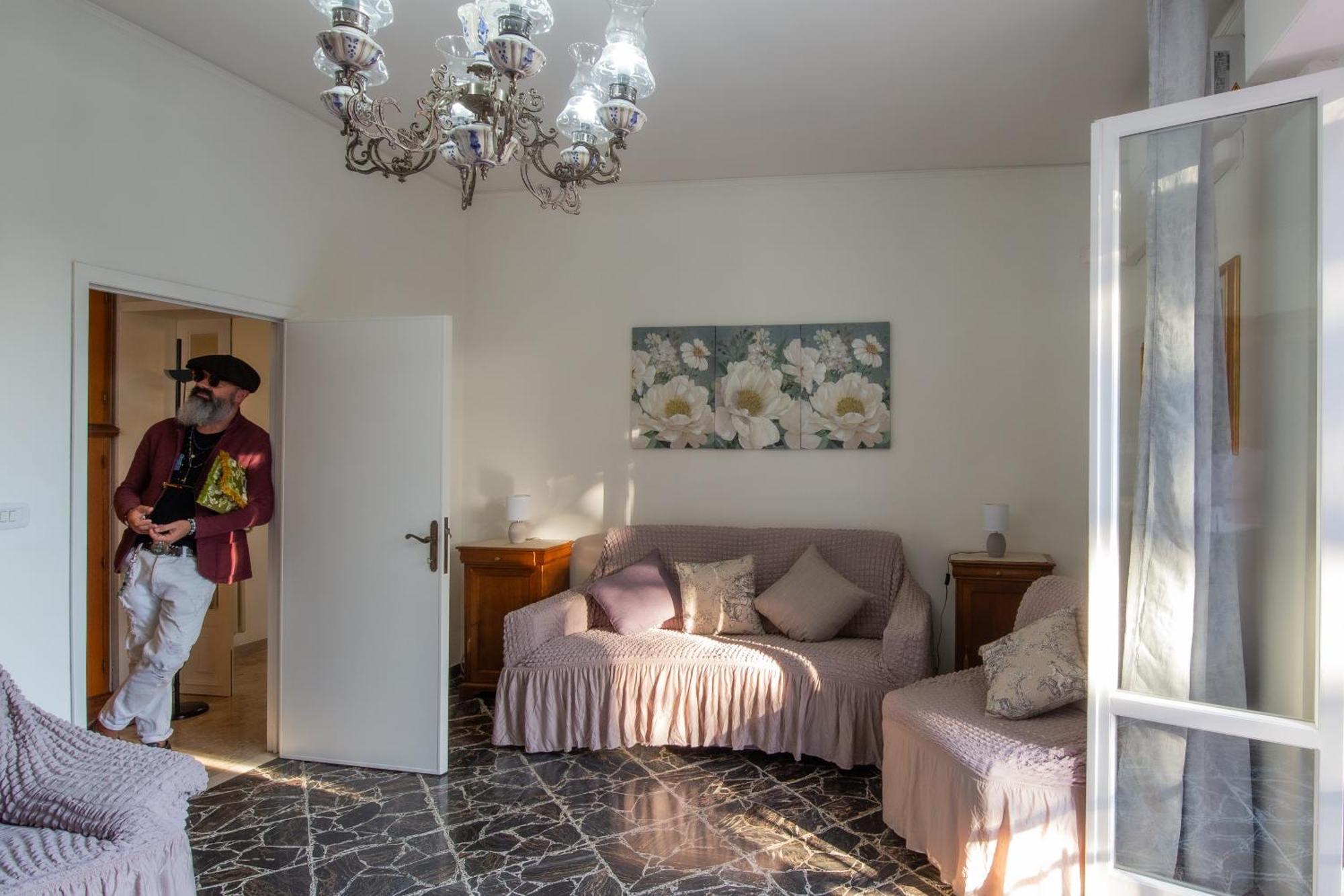 Domus Umberto - Guest House Arezzo Esterno foto